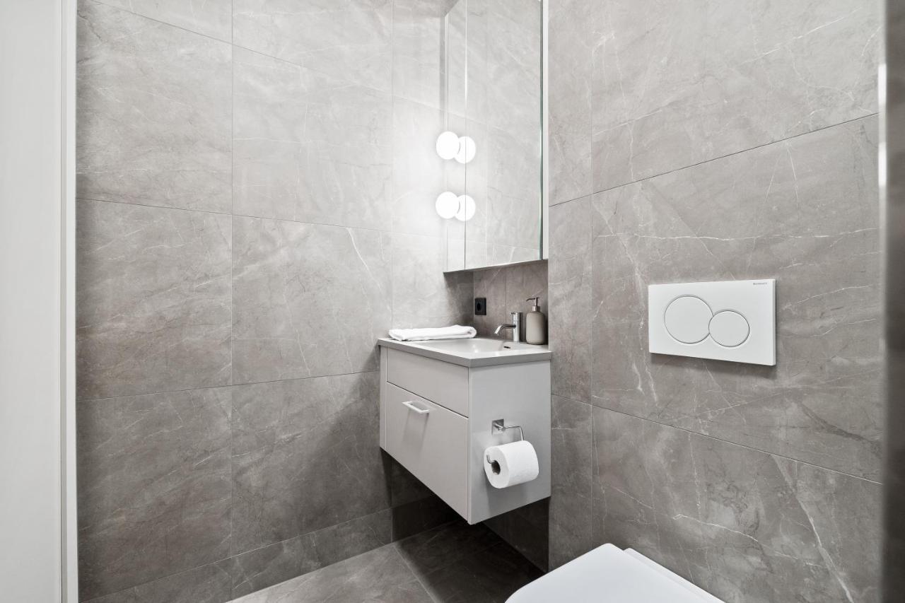 Cozy Lux 2Br & 2Ba City Center With Free Parking Reykjavik Luaran gambar